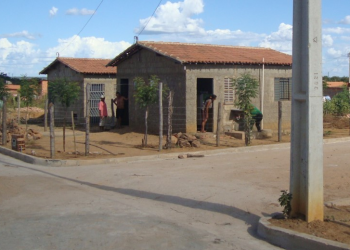 Mais de 90 famílias receberão a chave da casa própria em Oeiras amanhã (28)
